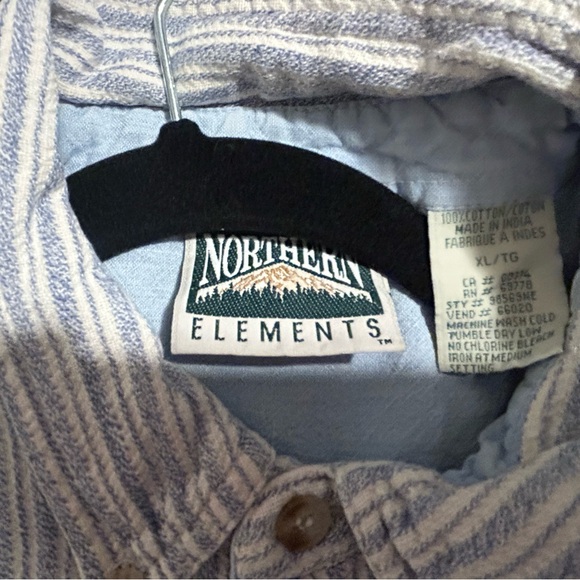 Vintage Northern Element White and Blue Men's Shirt - Picture 2 of 6